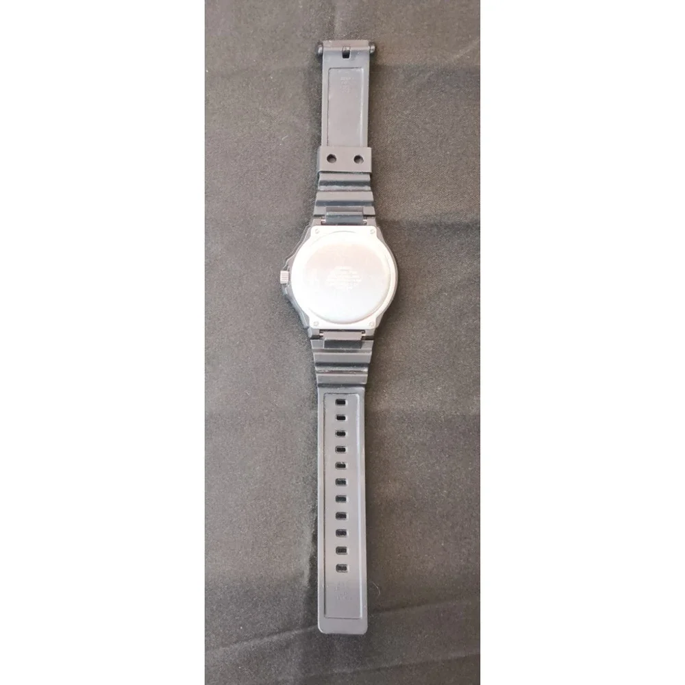 Casio Quartz Men's Watch Water Resistant 100M Black Easy Read Dial #W5371
